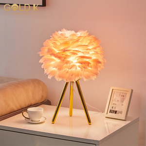 Warm Decoration Simple And Elegant Romantic Goose Feather Bed Side Table Lamp