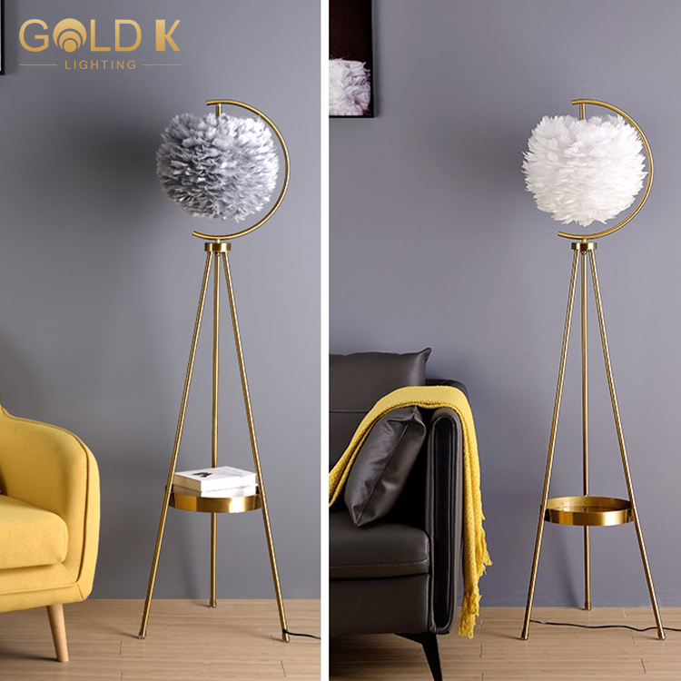 Modern Nordic Art Deco Gold Metal Floor Lamp with White Creative Feather Floor Lamp