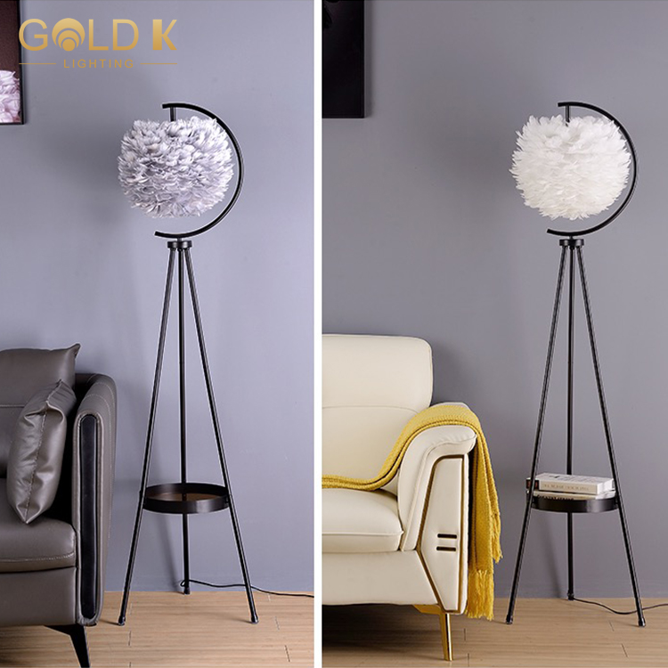 Modern Nordic Art Deco Gold Metal Floor Lamp with White Creative Feather Floor Lamp